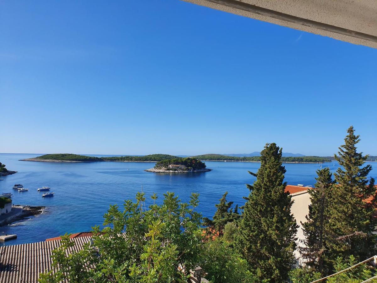 Apartments Dream Island Хвар Екстер'єр фото